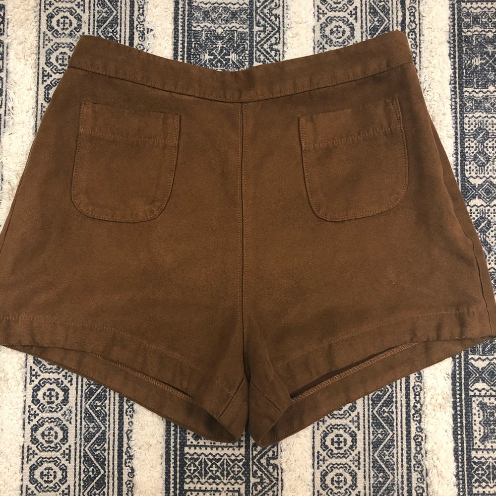 Hollister Size 1 Brown Suede Shorts - Picture 1 of 3